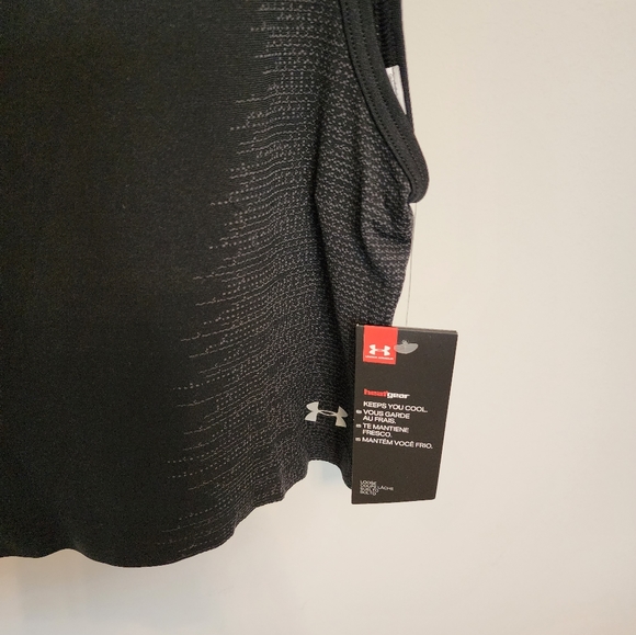 NWT Under Armour Women's Crop Loose Fit Tank - Size S - Picture 4 of 5